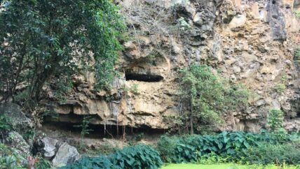 bassin bleu éperon Saint-Gilles